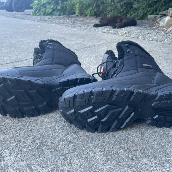 Shulook fleece lined waterproof boots - size 10.5 - Picture 5 of 7